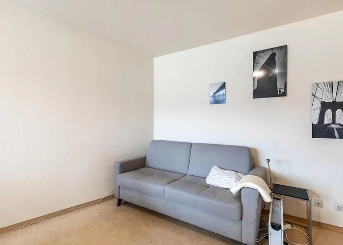 Rheinapartment Dependance 8